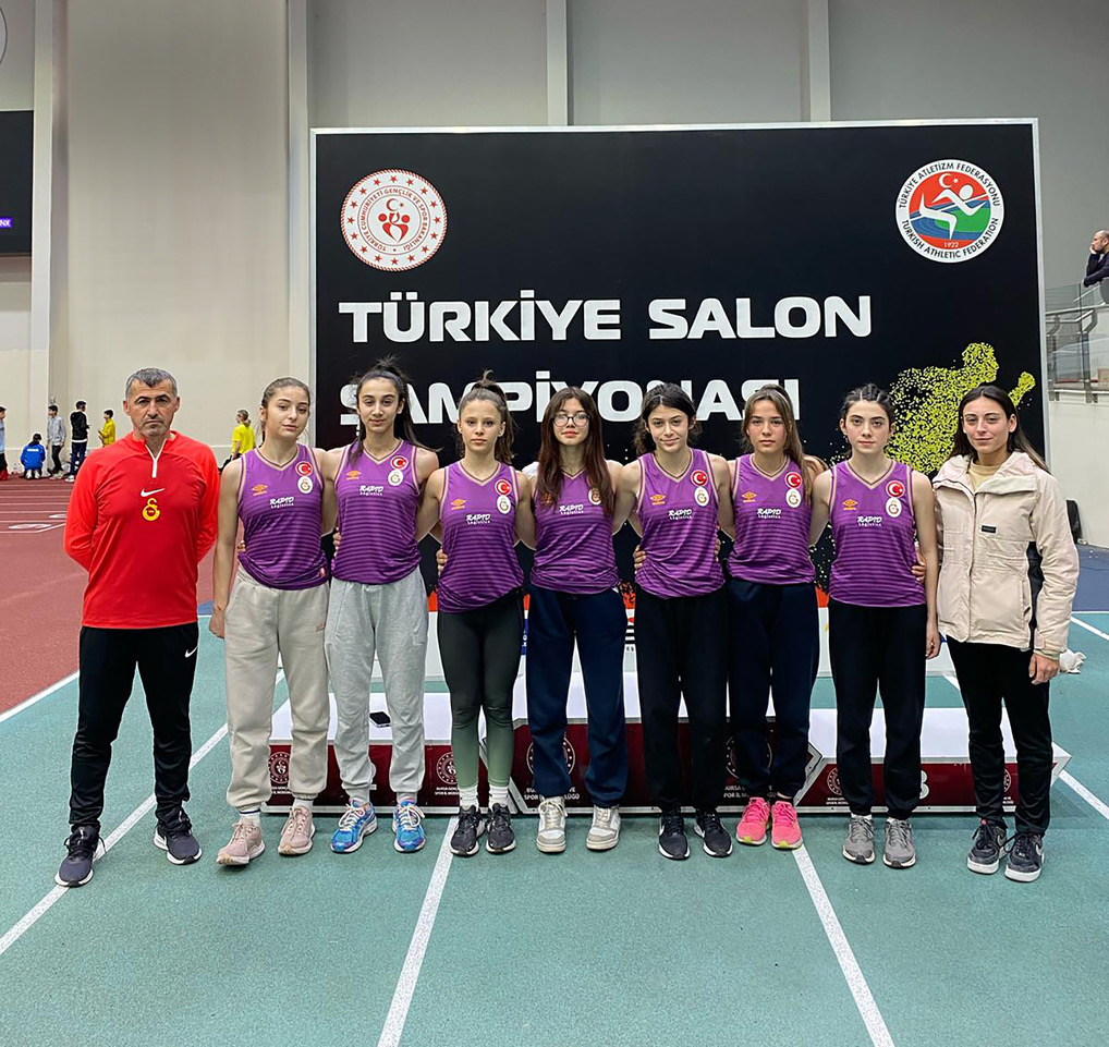 Rapid Lojistics ve Derneğimizin katkılarıyla 3-4 Şubat 2024 tarihlerinde Bursa'da gerçekleşen U16 Atletizm Türkiye Salon Şampiyonasında yarışan, gururumuz kız takımımızı tebrik ediyoruz.